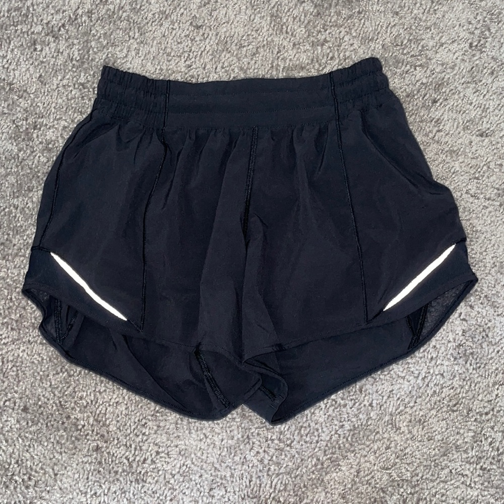 BRAND NEW LULU LEMON SHORTS